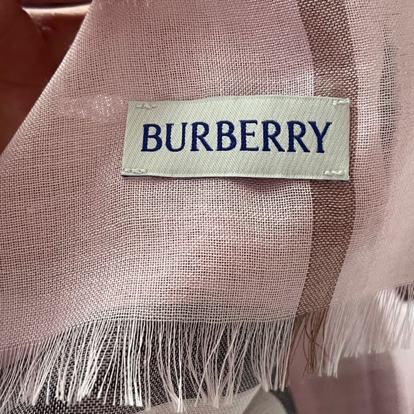 BURBERRY Giant Check Pink Wool & Silk Scarf / BRAND NEW - Picture 6 of 12